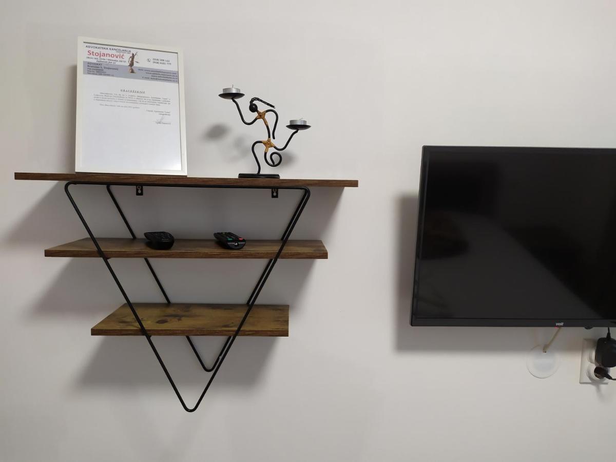 Apartman Leon Lux Λέσκοβατς Εξωτερικό φωτογραφία
